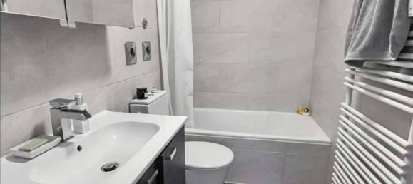 Apartamento de 1 dormitorio en Freiburg im Breisgau, Germany No. 295248 3