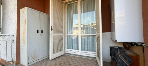 Квартира с 3 спальнями в Кастелламонте, Италия № 124366 9