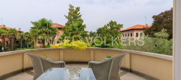 9 rooms Villa in Venice, Italy No. 126689 21