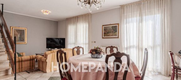 3 bedrooms Villa in San Gillio, Italy No. 98395 6