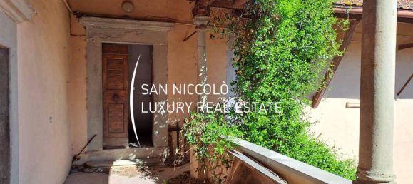 8 bedrooms Villa in Florence, Italy No. 210907 6