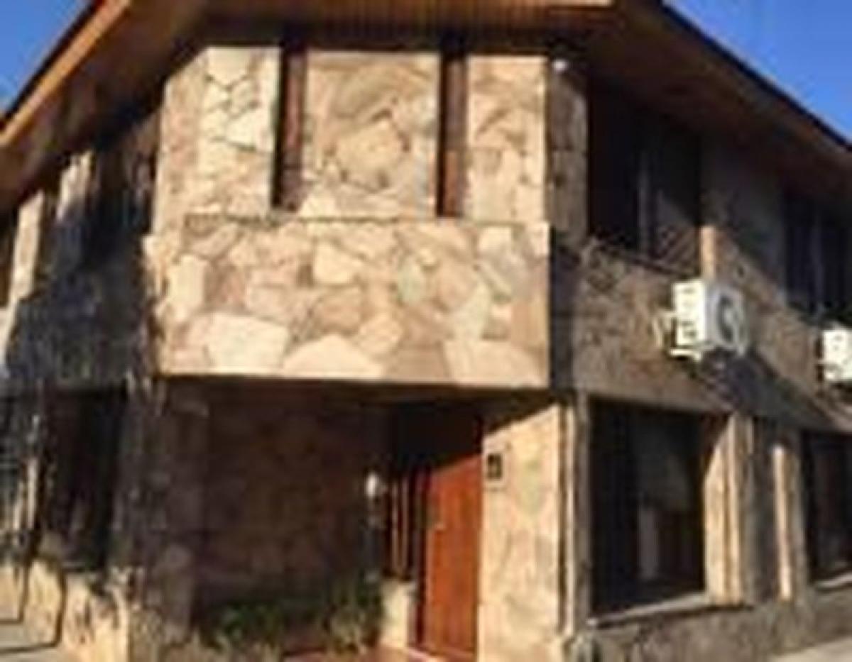 4 bedrooms House in Lomas de Zamora, Argentina No. 93542