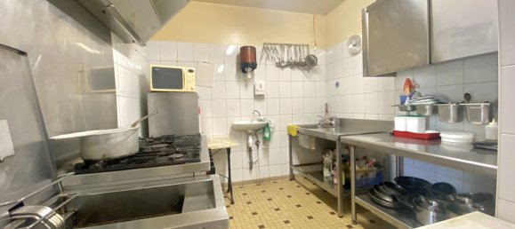 Gewerbliche Immobilie in Orcay, France 243m², Nr. 59095 9