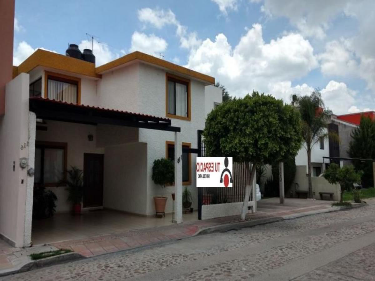 Casa de 3 dormitorios en Aguascalientes, Mexico No. 174885