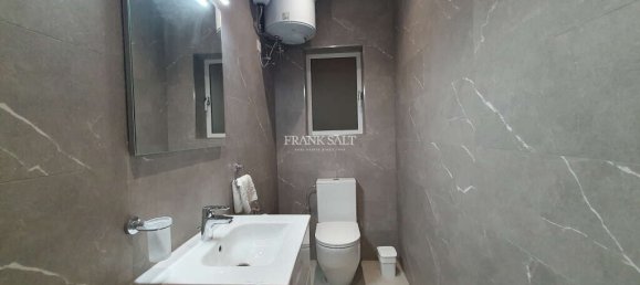 2 chambres Appartement à Sliema, Malta No. 7418 5