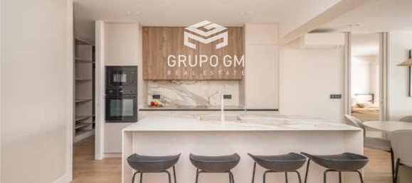 2 bedrooms Apartment in Madrid, Spain No. 127466 10