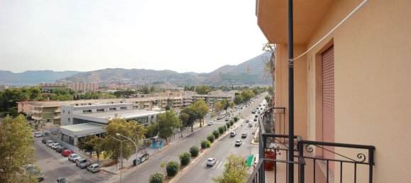 5 غرف نوم شقة في Palermo, Italy رقم 379097 9