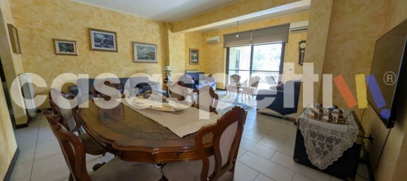 4 bedrooms Apartment in Reggio Calabria, Italy No. 355630 6
