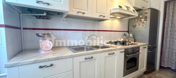 4 Schlafzimmer Wohnung in Torremaggiore, Italy, Nr. 262648 11