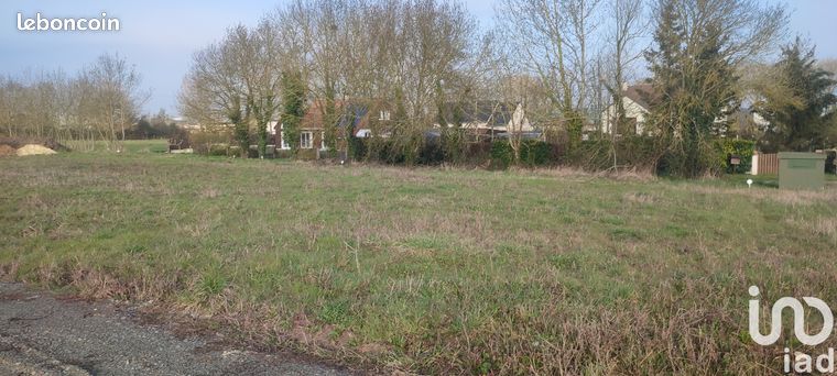 453m² Land in Neuille-Pont-Pierre, France No. 304101