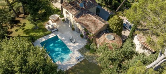 6 bedrooms Villa in Mougins, France No. 1955 3