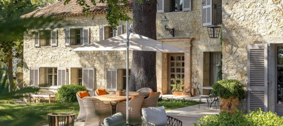 6 bedrooms Villa in Mougins, France No. 1955 7