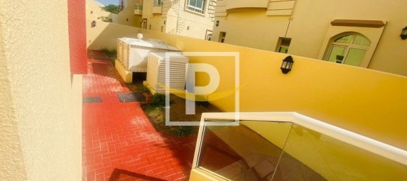 5 Schlafzimmer Villa in Umm Suqeim, UAE, Nr. 6293 2