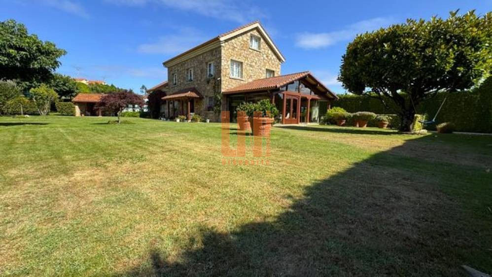 4 Schlafzimmer Haus in A Coruna, Spain, Nr. 174474