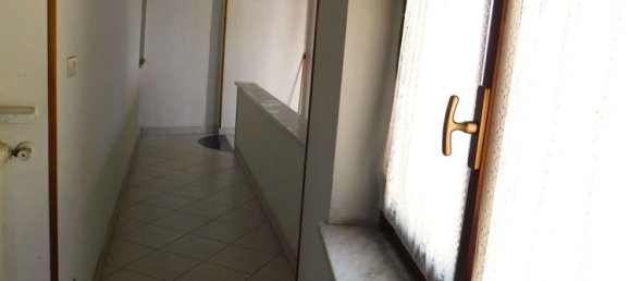 7 rooms House in Dorno, Italy No. 124077 2