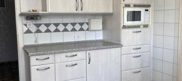 7 rooms Townhouse in Baden-Wurttemberg, Germany No. 47771 6