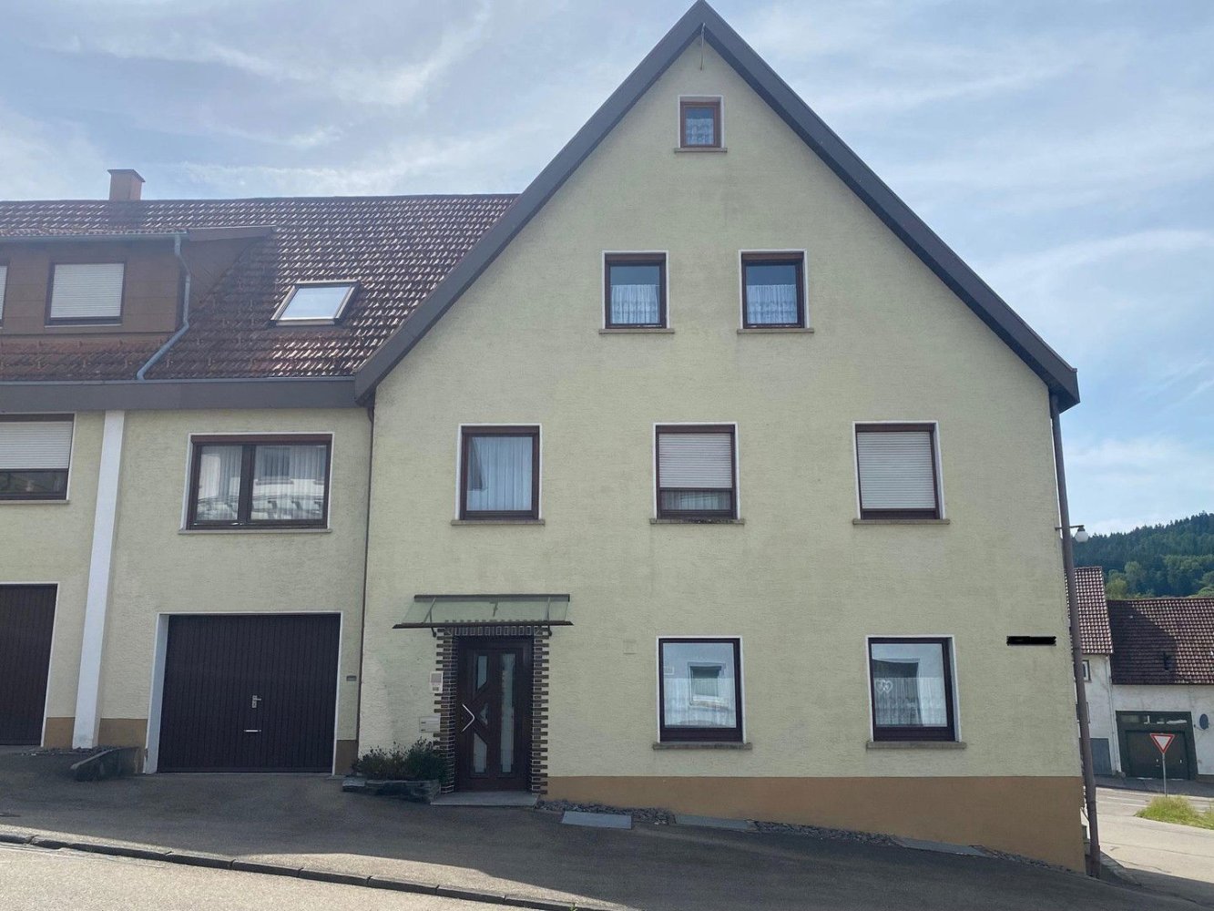 7 rooms Townhouse in Baden-Wurttemberg, Germany No. 47771