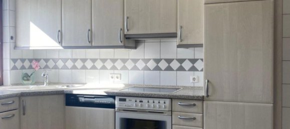 7 rooms Townhouse in Baden-Wurttemberg, Germany No. 47771 4