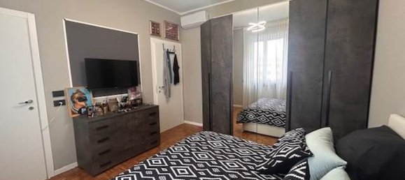 Квартира с 4 комнатами в Виджевано, Италия № 6350 17