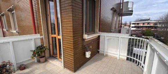 Квартира с 4 комнатами в Виджевано, Италия № 6350 7