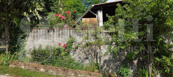 3 غرف نوم فيلا في Marzabotto, Italy رقم 330265 17