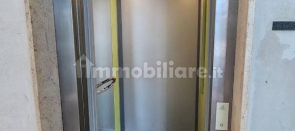 Apartamento T2 em Rome, Italy N.º 220812 34