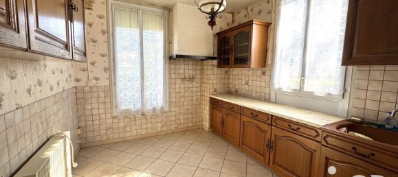 Дом с 3 спальнями в Сюри-пре-Лере, Франция № 225262 3