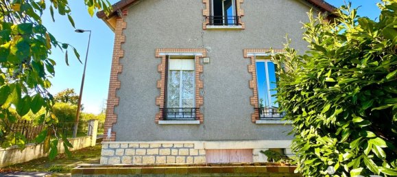 Дом с 3 спальнями в Сюри-пре-Лере, Франция № 225262 39