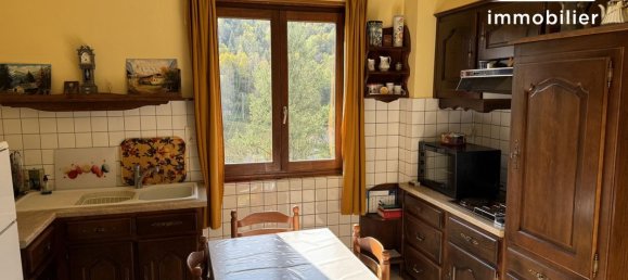 2 chambres Maison à Olliergues, France No. 207599 6