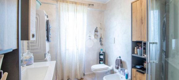 Casa de 9 divisões em Greccio, Italy N.º 277808 9