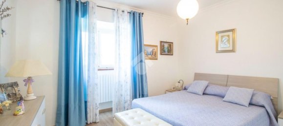 Casa de 9 divisões em Greccio, Italy N.º 277808 8