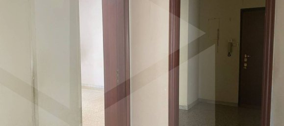 Квартира с 4 комнатами в Бари, Италия № 26431 17