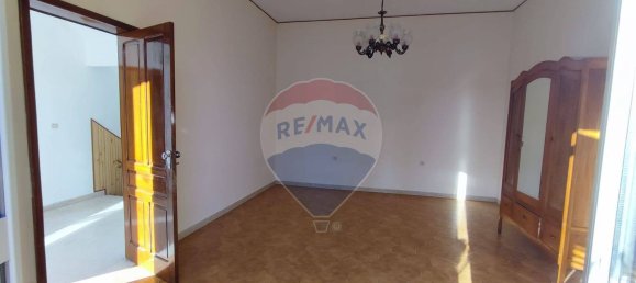 4 Schlafzimmer Haus in Avola, Italy, Nr. 334237 8