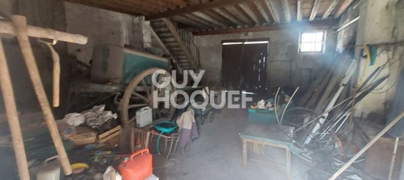 469m² Land in Rosny-sous-Bois, France No. 182048 5