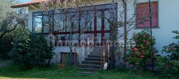 3 Schlafzimmer Villa in Viterbo, Italy, Nr. 59141 4