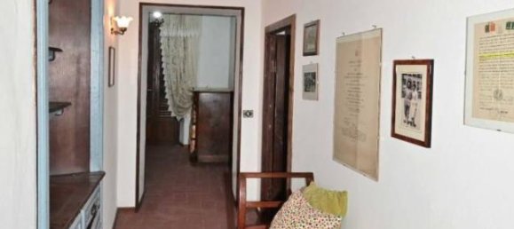 10غرفة شقة في Cortona, Italy رقم 19120 11