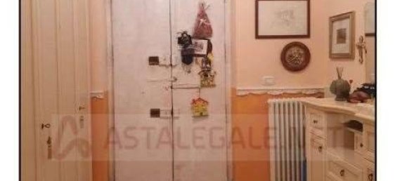 3 Schlafzimmer Wohnung in Trani, Italy, Nr. 260768 13