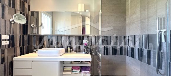 3 bedrooms House in Rimini, Italy No. 328737 35