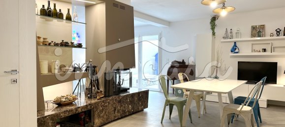 3 bedrooms House in Rimini, Italy No. 328737 7