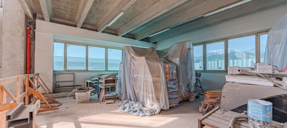 2000m² Warehouse in Massa, Italy No. 303816 38