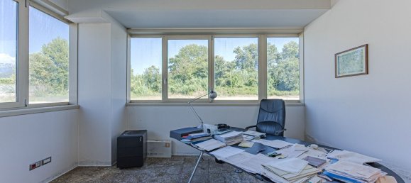 2000m² Warehouse in Massa, Italy No. 303816 26