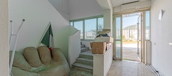 2000m² Warehouse in Massa, Italy No. 303816 33