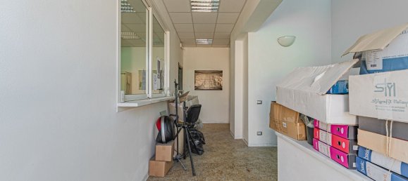 2000m² Warehouse in Massa, Italy No. 303816 34