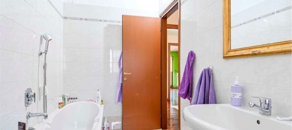 4-Zimmer Haus in Romano di Lombardia, Italy, Nr. 274281 24