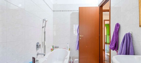 4-Zimmer Haus in Romano di Lombardia, Italy, Nr. 274281 25