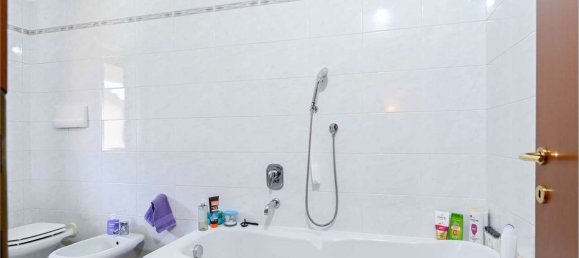 4-Zimmer Haus in Romano di Lombardia, Italy, Nr. 274281 22