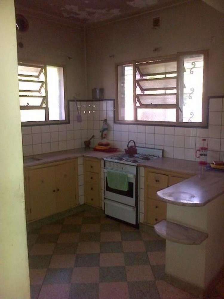 3 Schlafzimmer Haus in Almirante Brown, Argentina, Nr. 90796