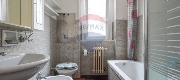 3 bedrooms Apartment in Bergamo, Italy No. 360482 18