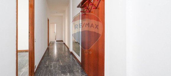 3 bedrooms Apartment in Bergamo, Italy No. 360482 6