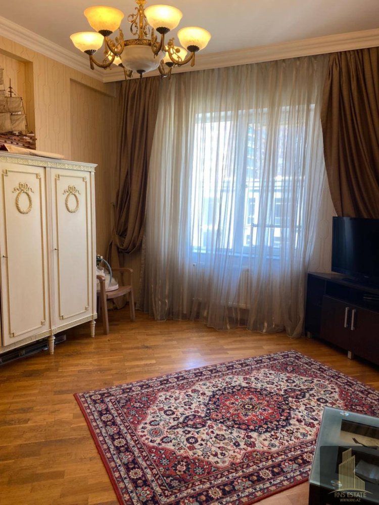 Apartamento de 3 dormitorios en Nasimi, Azerbaijan No. 1242